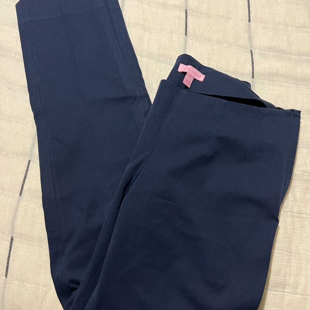 Women’s Navy Lilly Pulitzer Pants size 4